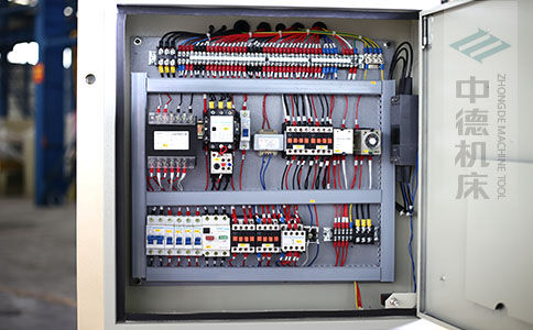 ZDS-1032采用正品電氣元件，穩定耐用壽命長.jpg